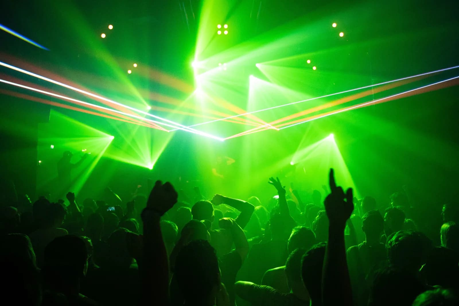 VIP nightlife on a Partymoon weekend